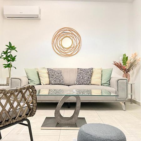 P&P Boutique Apartments Athena Bagian luar foto