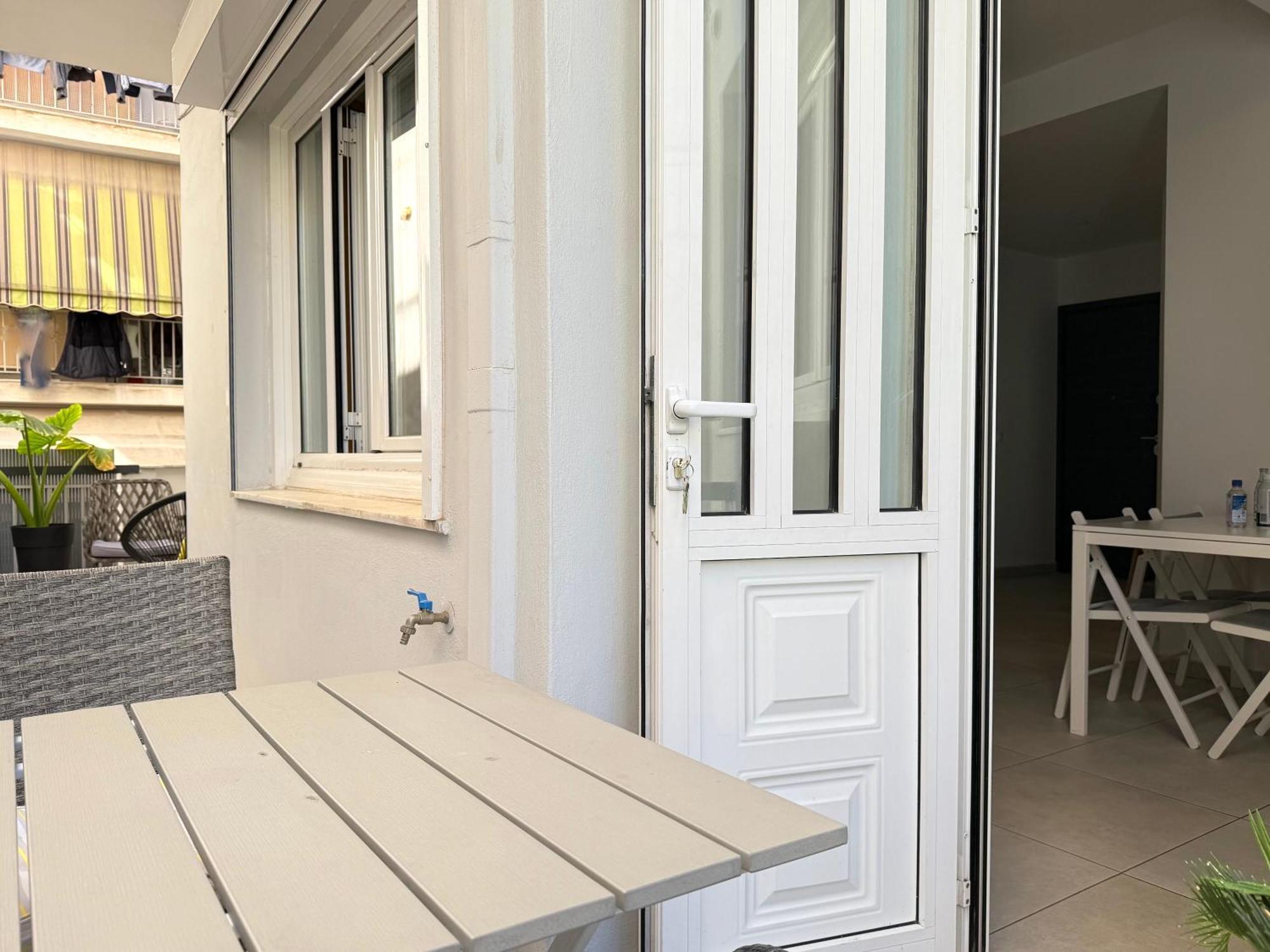 P&P Boutique Apartments Athena Bagian luar foto